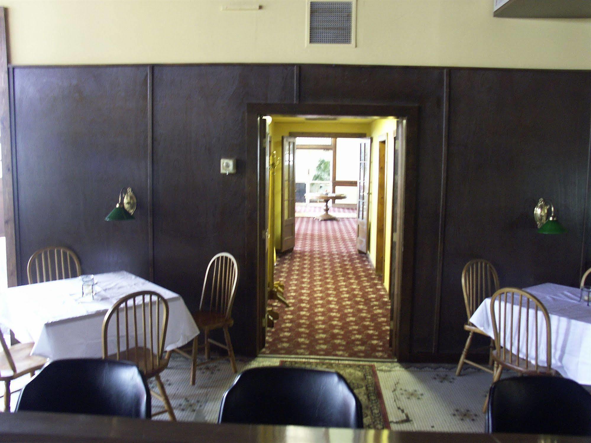 Karsten Hotel Kewaunee Bagian luar foto