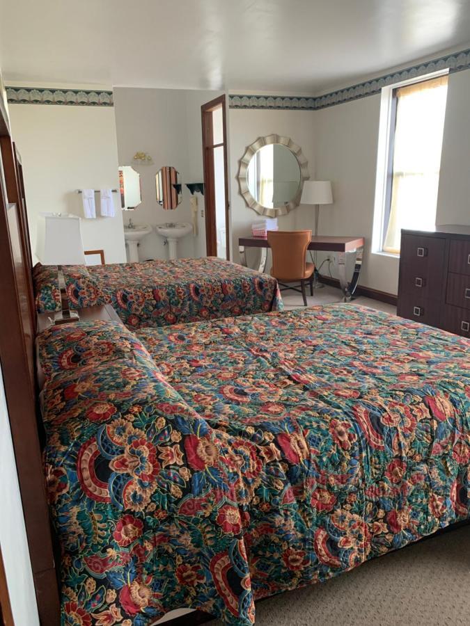 Karsten Hotel Kewaunee Bagian luar foto
