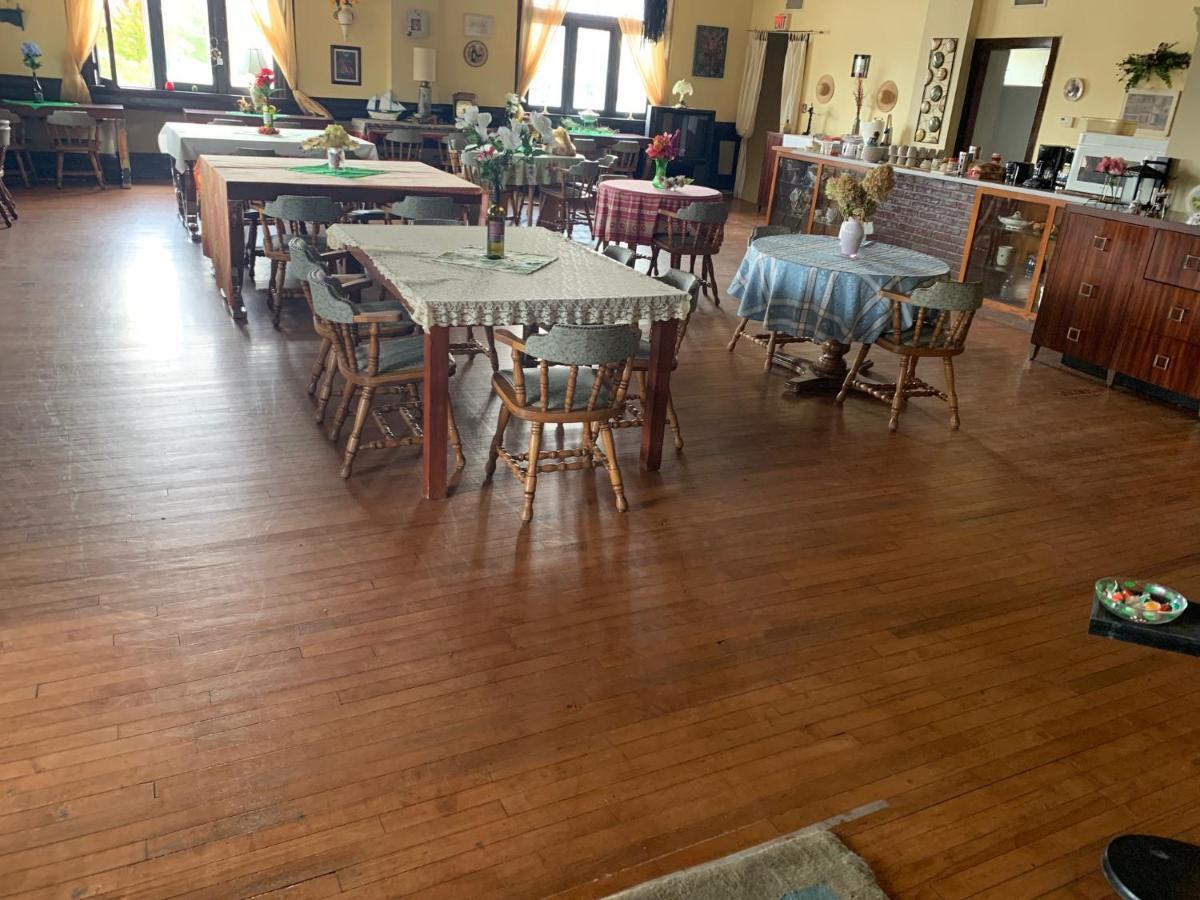Karsten Hotel Kewaunee Bagian luar foto