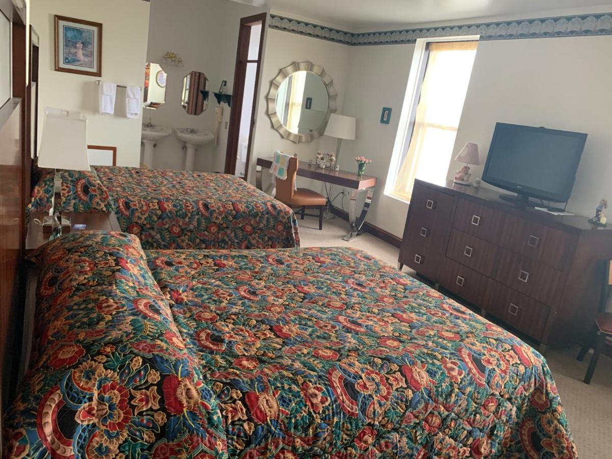 Karsten Hotel Kewaunee Bagian luar foto