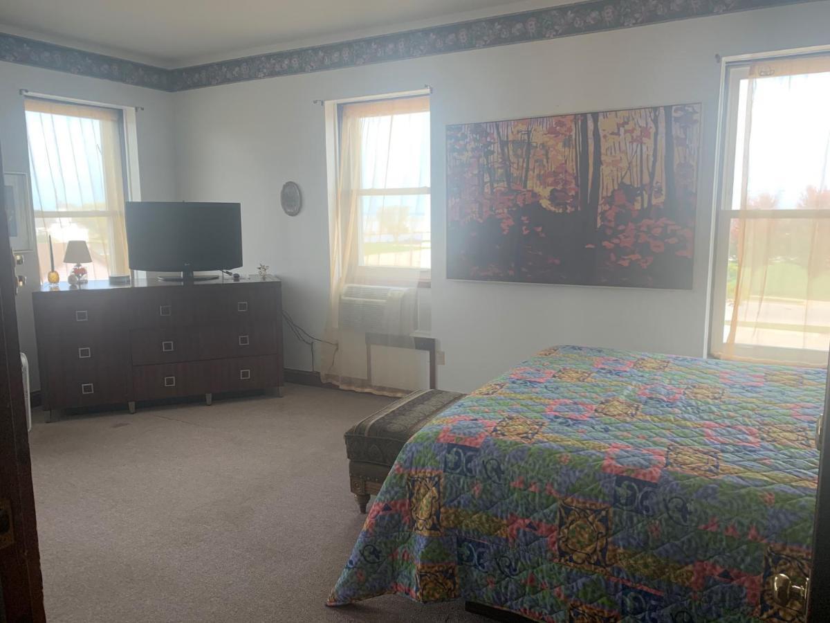 Karsten Hotel Kewaunee Bagian luar foto