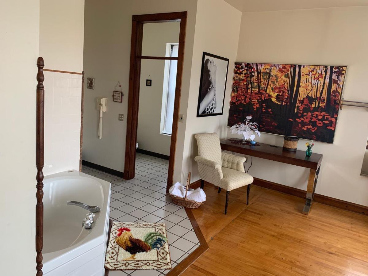 Karsten Hotel Kewaunee Bagian luar foto